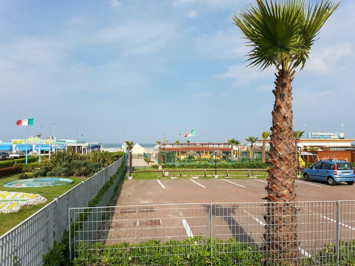 Sottomarina Beach Apartment エクステリア 写真